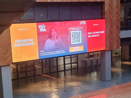 Thi công màn hình Led trong nhà siêu nét